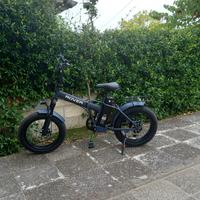 Fat Bike Elettrica Pie-ghevole + camera d’aria