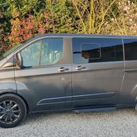 FORD TOURNEO CUSTOM 8 POSTI FULL OPTIONAL PERFETTO