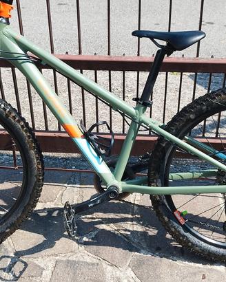 MTB Acid 240 Disc Race di Cube