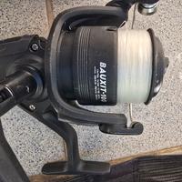 Canna e mulinello per surfcasting. 