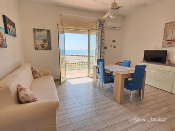 Appartamento vista mare