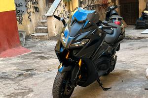 T Max 560 tech Max black 5/2024