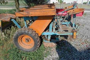 Trapiantatrice per aglio