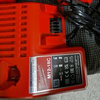 Milwaukee caricabatterie M12 - 18 C