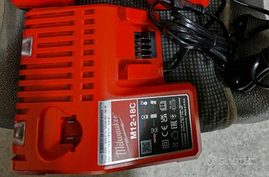 Milwaukee caricabatterie M12 - 18 C