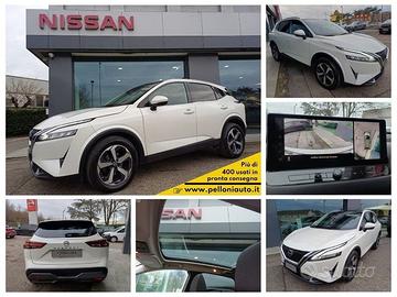 Nissan Qashqai 1.3 MHEV 158 N-Connecta Xtroni...
