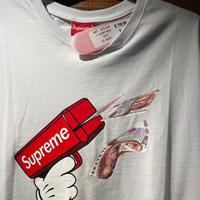 SUPREME -  maglietta NUOVA
