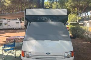 Camper ford Rimor semintegrale