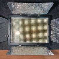 Yongnuo YN600 RGB + Telecomando + Alimentatore