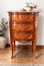 Comodino stile Luigi XV intarsiata con marmo