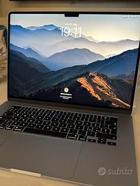 Macbook Air M4 15.3 NUOVO