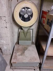 Bilancia antica portata 50kg