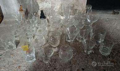 Lotto vecchi bicchieri calici