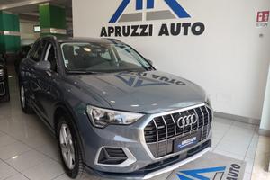 AUDI Q3 40 TDI quattro S tr. Business Adv.