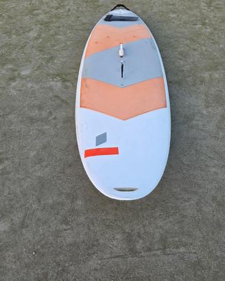 Tavola da windsurf di marca TAHE da 185 Litri
