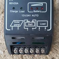 regolatore tensione per pannelli solari