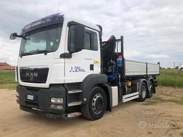 MAN TGS 26.360 RIBALTABILE TRILATERALE CON GRU RET