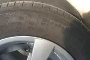 pneumatici 195 x 65 r 15 kleber + cerchi in lega