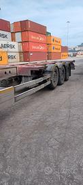 Semirimorchio porta container