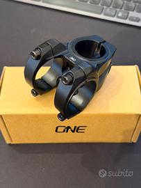 Kit manubrio e stem one up carbon v2
