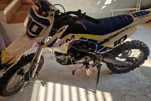 Pit bike 125