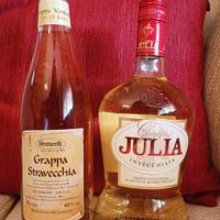 3 bottiglie di grappa intonse