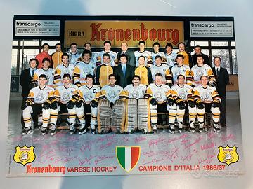 Due poster squadra Varese hockey