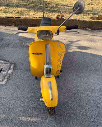 Vespa 50 Special 78 incidentata