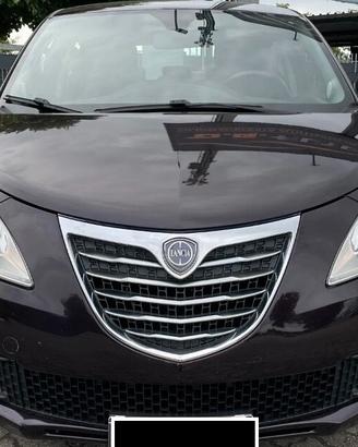 Lancia Ypsilon 1.2 69 CV 5 porte GPL Ecochic Silve