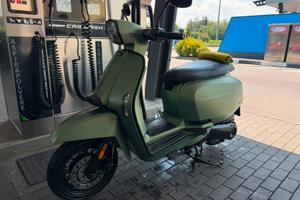 Lambretta V200 special Verde Carroarmato