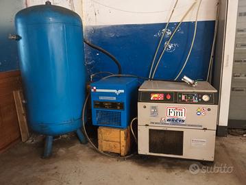 Compressore FINI con serbatoio ed essiccatore OMI