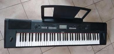 Tastiera yamaha piaggero NP-V80