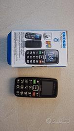 Brondi Amico Unico Cellulare Tasti Grandi + 2 Batt