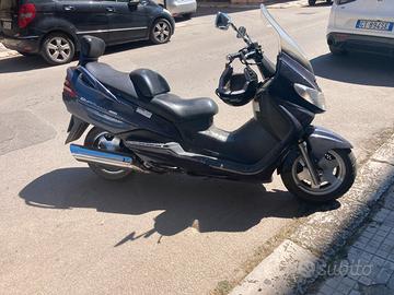 Scooter Suzuki Burgman