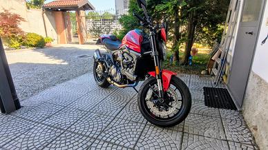  Ducati Monster 937 del 2022