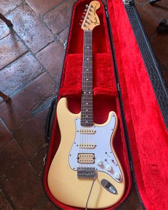 FENDER STRATOCASTER MADE IN JAPAN 1987