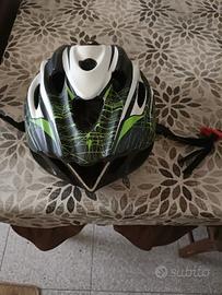 bici da corsa casco 