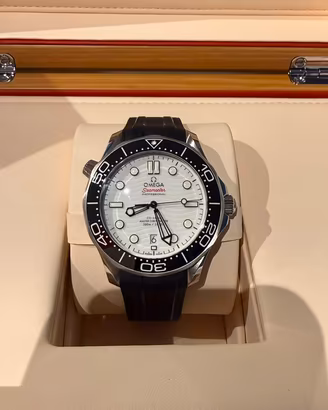 Omega seamaster 300