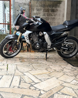 Kawasaki z1000