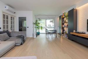 Appartamento di 120 m² con 4 locali e box auto a M