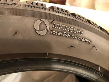 4 gomme invernali Michelin total performance