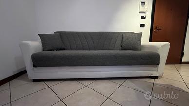 Divano in tessuto