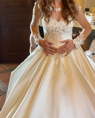 Abito da sposa in Mikado