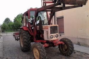 belarus MTZ 82 cv 4x4 con caricatore