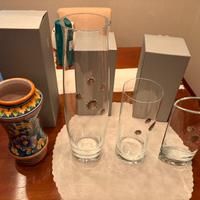 Fioriere in vetro e vaso in ceramica