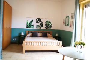 Luminoso monovano arredato zona civico unipa