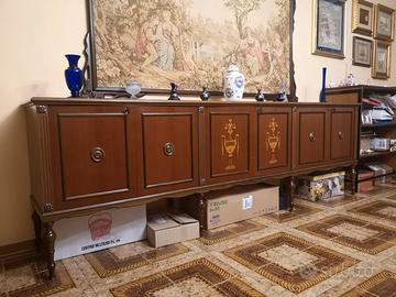 Credenza vintage con intarsi