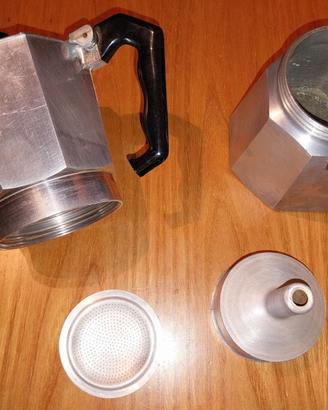Caffettiera moka in alluminio, marca Zanzibar.