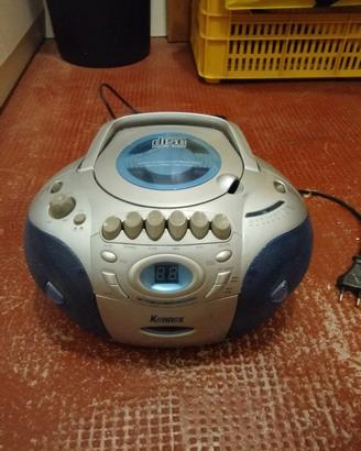 Radio con mangiacassette 