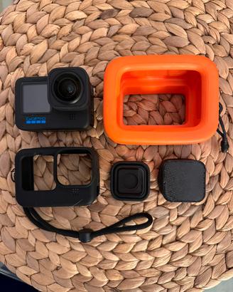 GoPro 10 Black + accessori